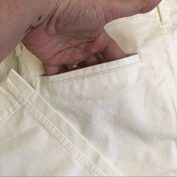 Everlane Chino Pants Women 12 Bone Lightweight Relaxed Straight Leg Button Fly - Picture 11 of 13